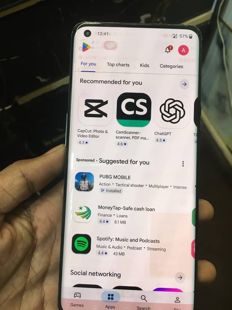 One Plus 9 Pro 4