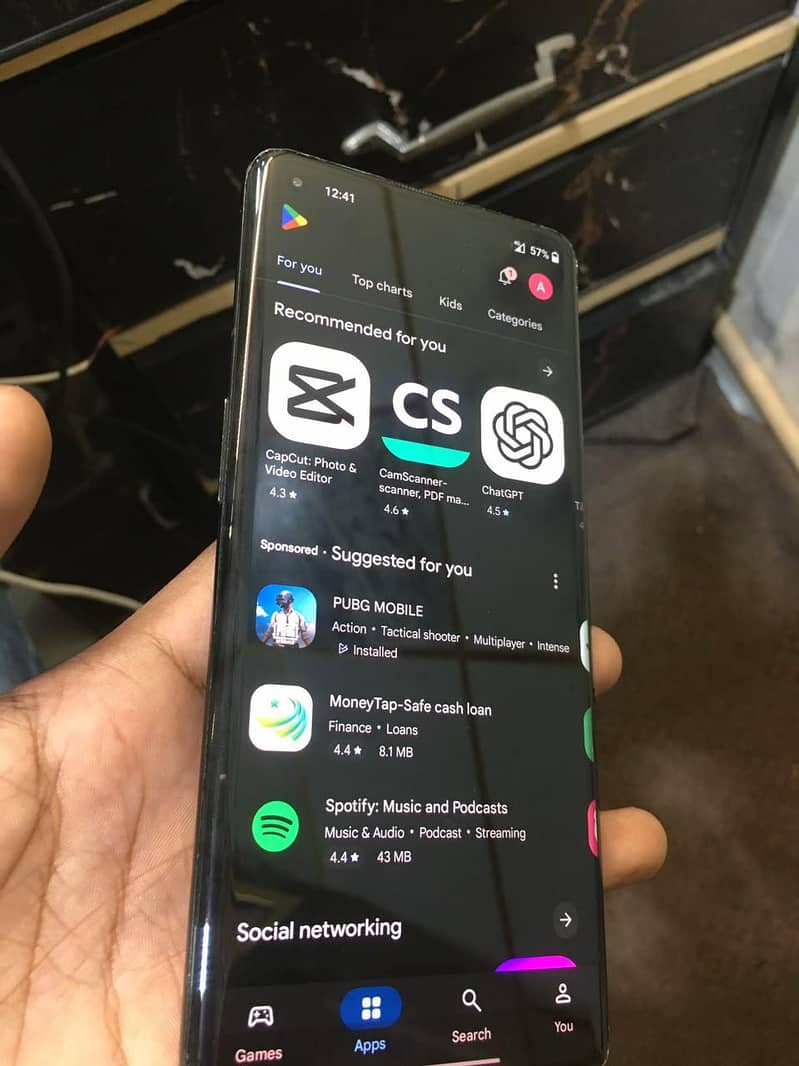 One Plus 9 Pro 8