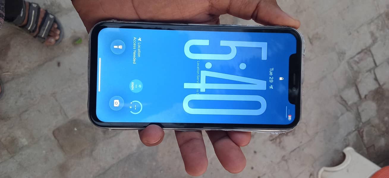 Apple iPhone 11 6