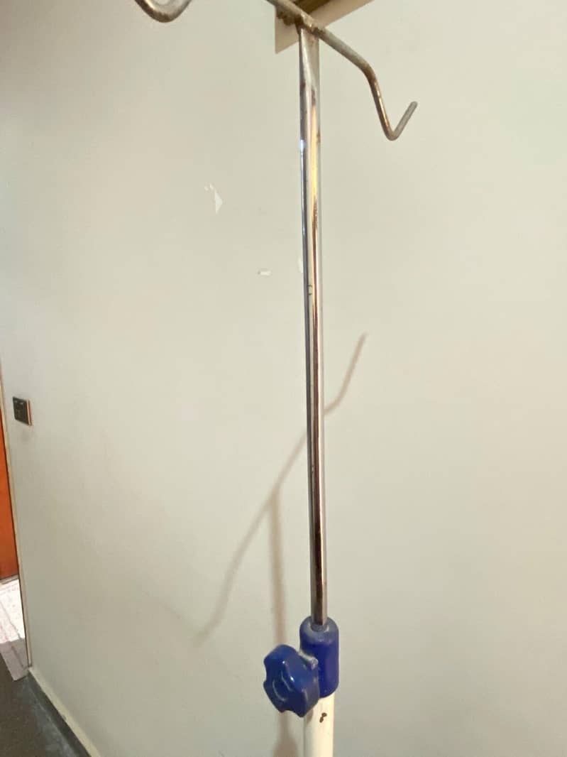 Drip stands 1