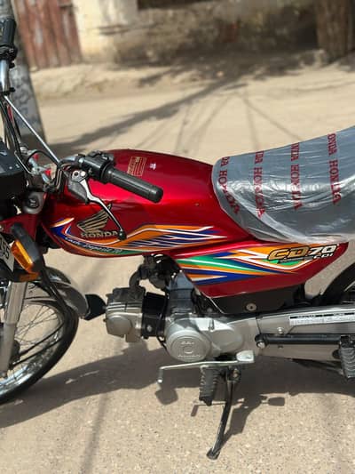 HONDA CD// CAL AND WHTSP 03024955986