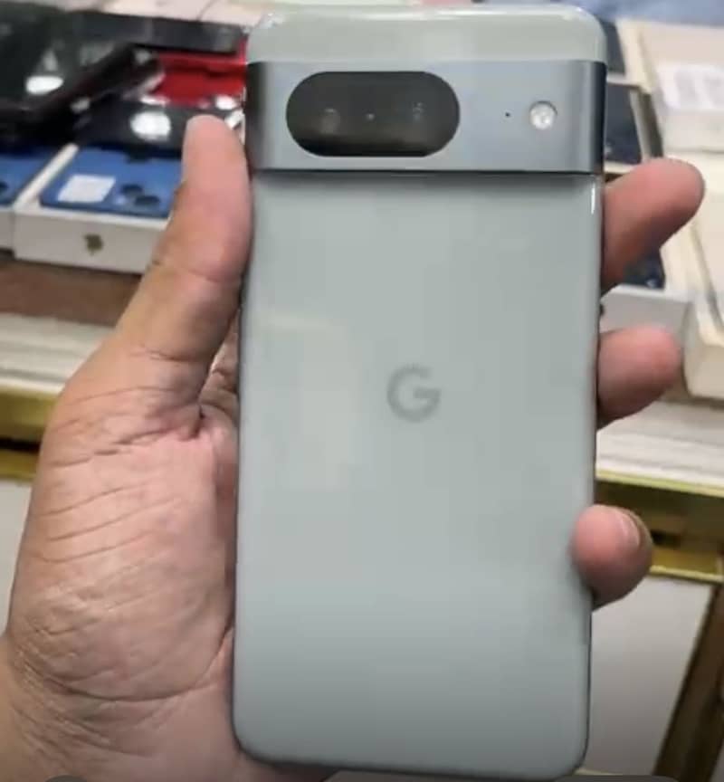 Google Pixel 8 3