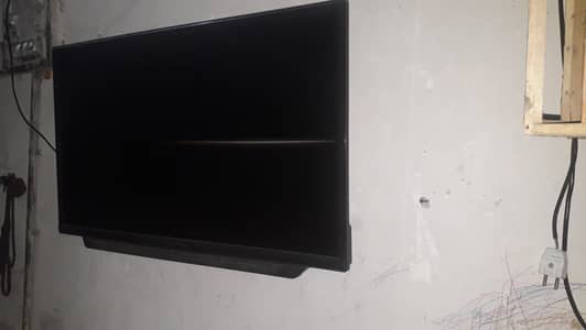LCD 32 inch