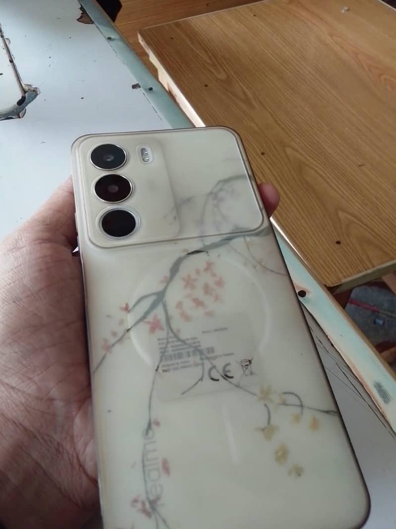 Realme C71 1