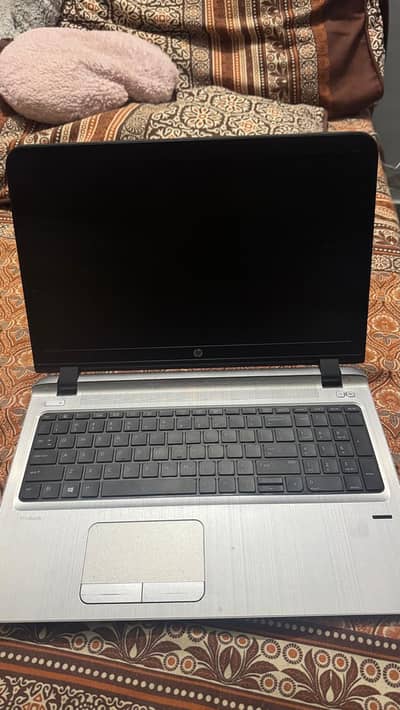 2 laptop Hp pro Book 450 G3 i5 6th gen HP elite book 840 G1 i5 4th gen