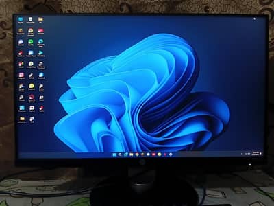 HP P24q G4 2k QHD monitor