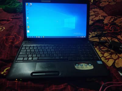 toshiba lapto core i3