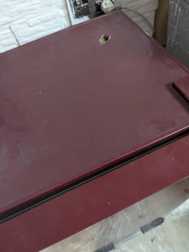mini fridge 1