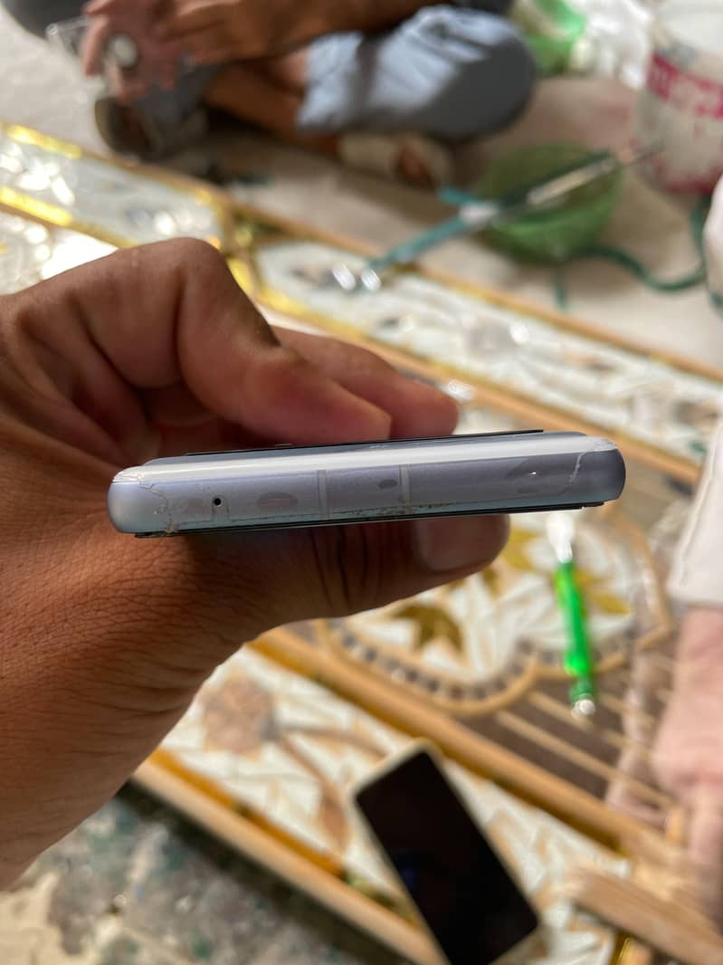 Google Pixel 7 4