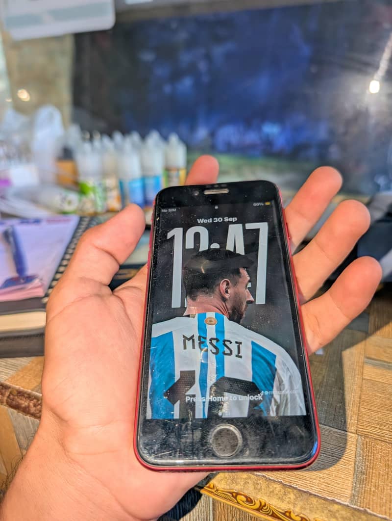 Apple iPhone SE 0