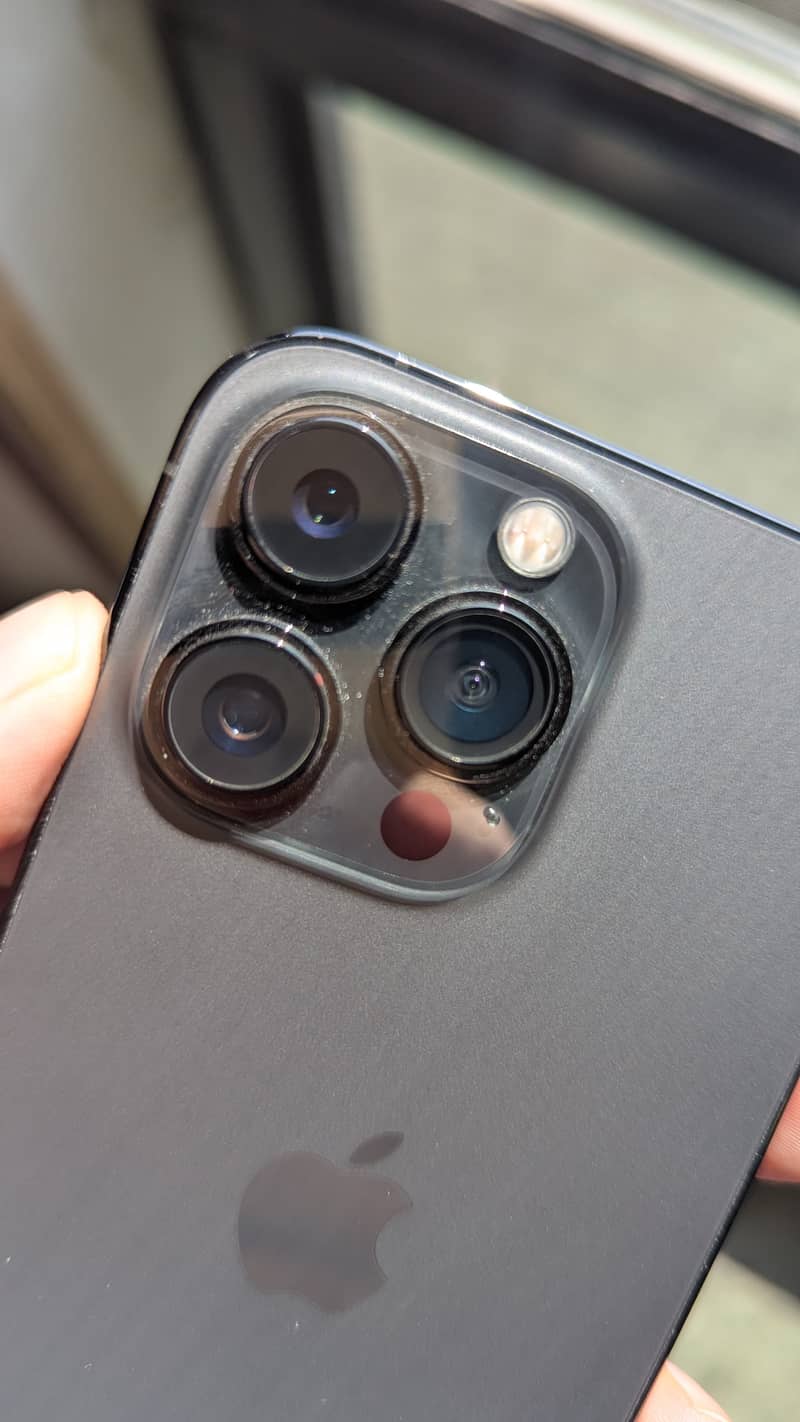 Apple iPhone 13 Pro 0