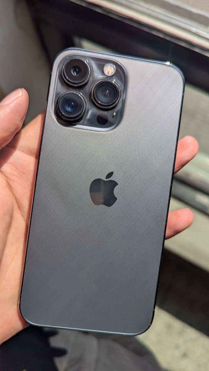 Apple iPhone 13 Pro 9