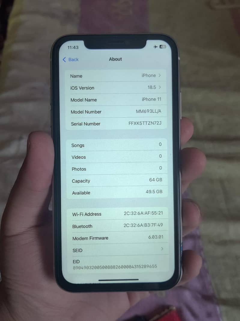 Apple iPhone 11 3