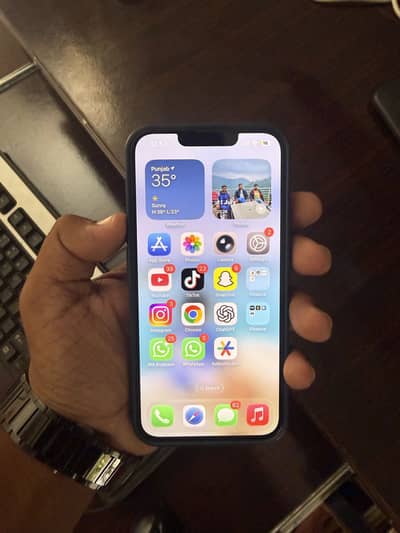 Apple iPhone 13 Factory unlock 128 GB waterpack