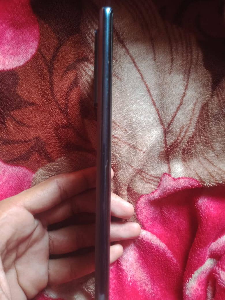 Infinix Note 40 Pro 5