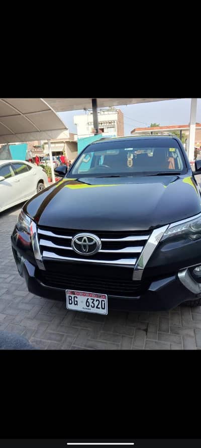 Toyota Fortuner V VVTI 2017 Total original