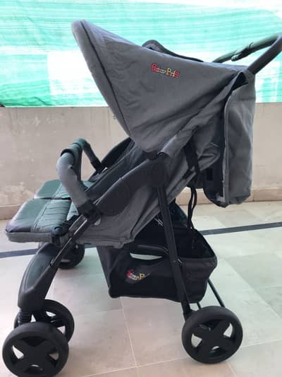 Twin baby stroller