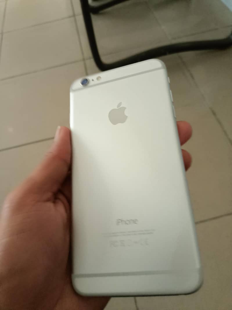 Apple iPhone 6 Plus 5