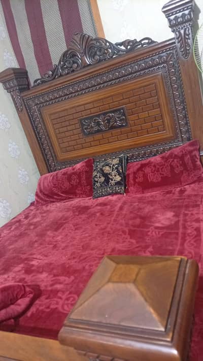 Bed set side table dressing wardrobe .