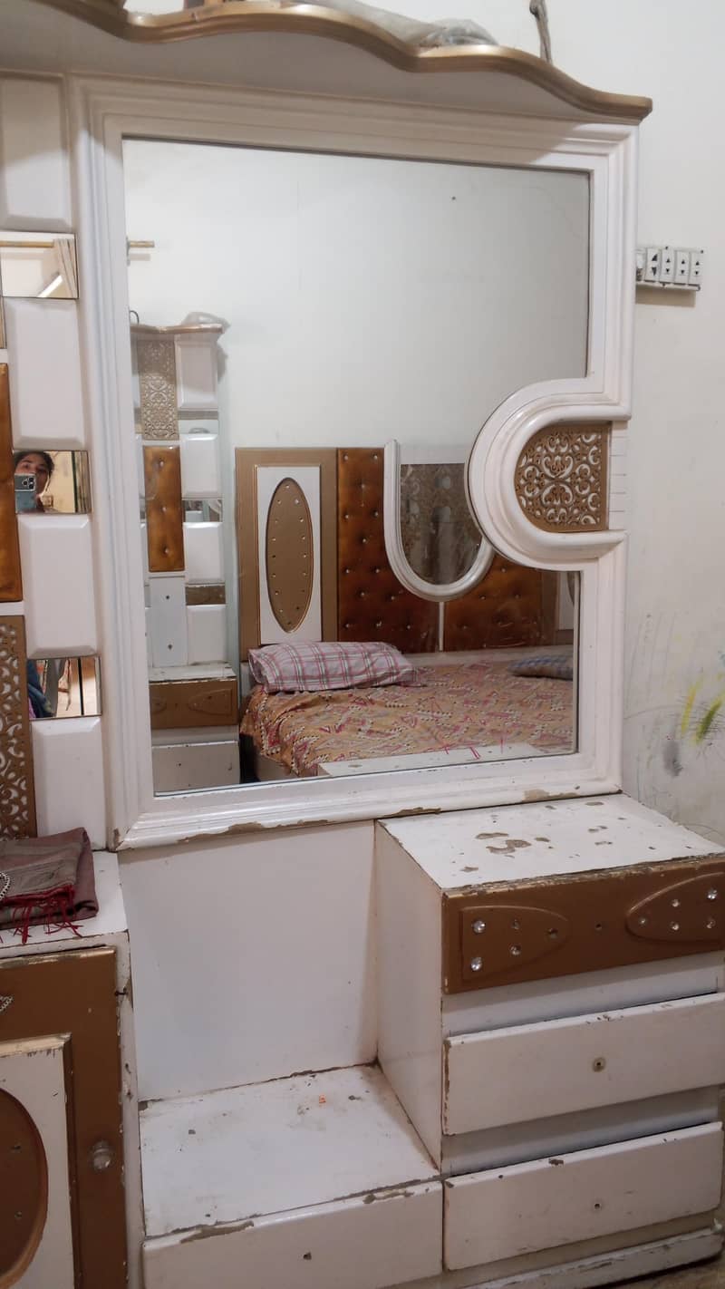 bed dressing cupboard show case 5