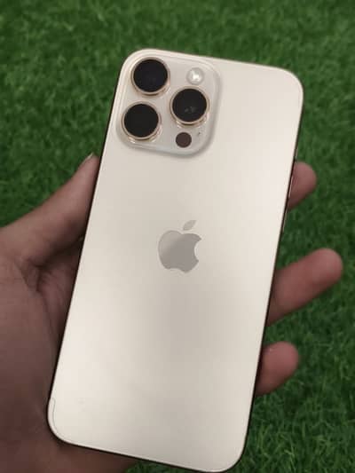 Apple iPhone 16 Pro Max