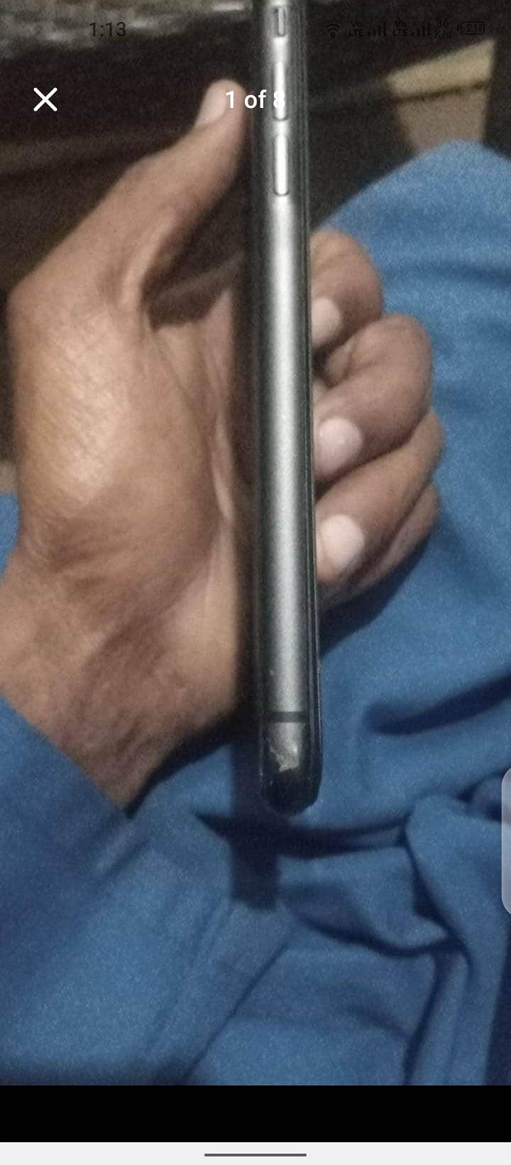 Apple iPhone 11 4