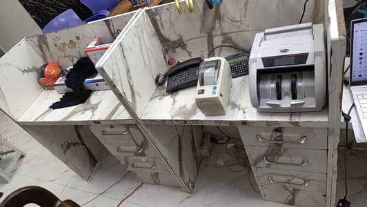 Office Counter for sell in good condition
