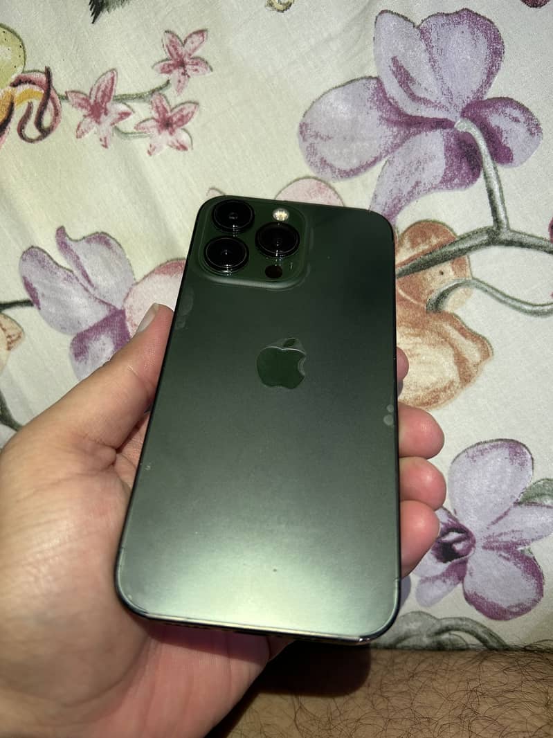 Apple iPhone 13 Pro 6