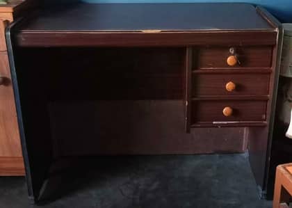 Office table for sale