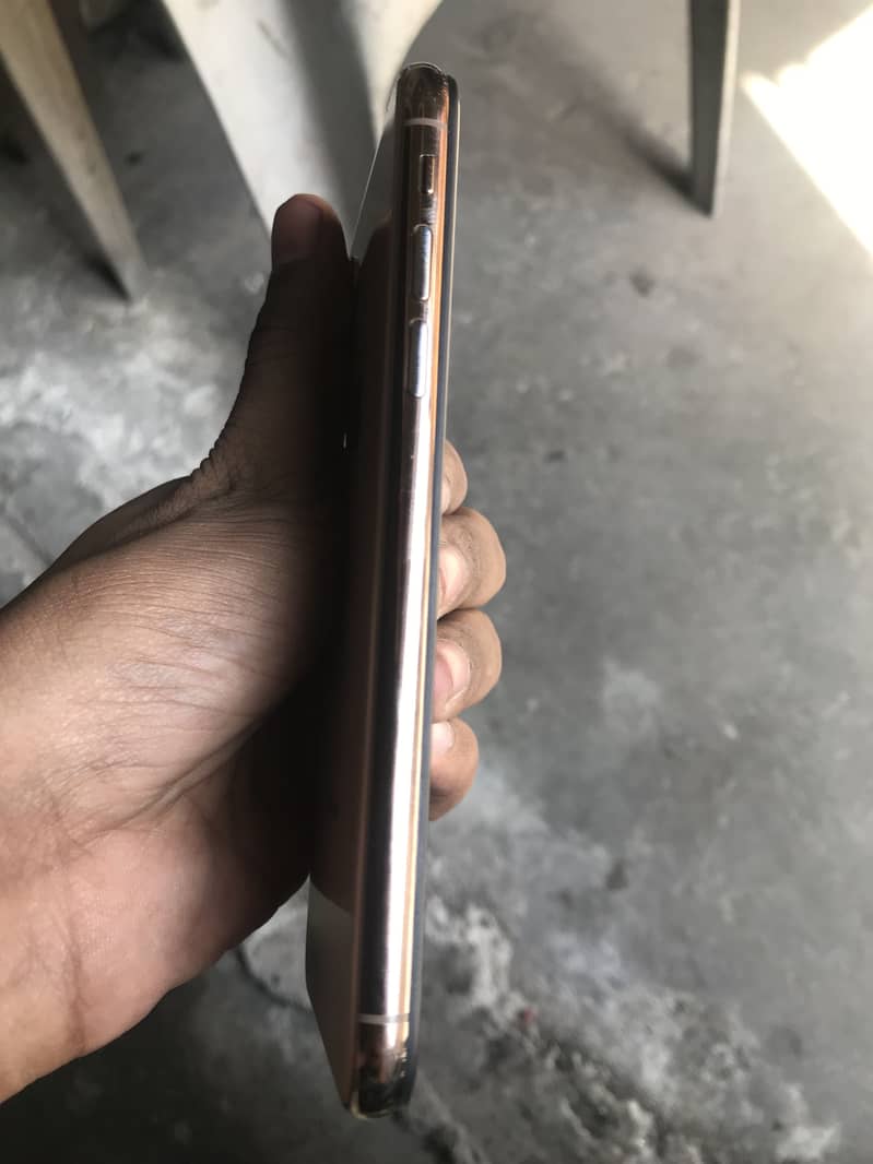 Apple iPhone XS 2