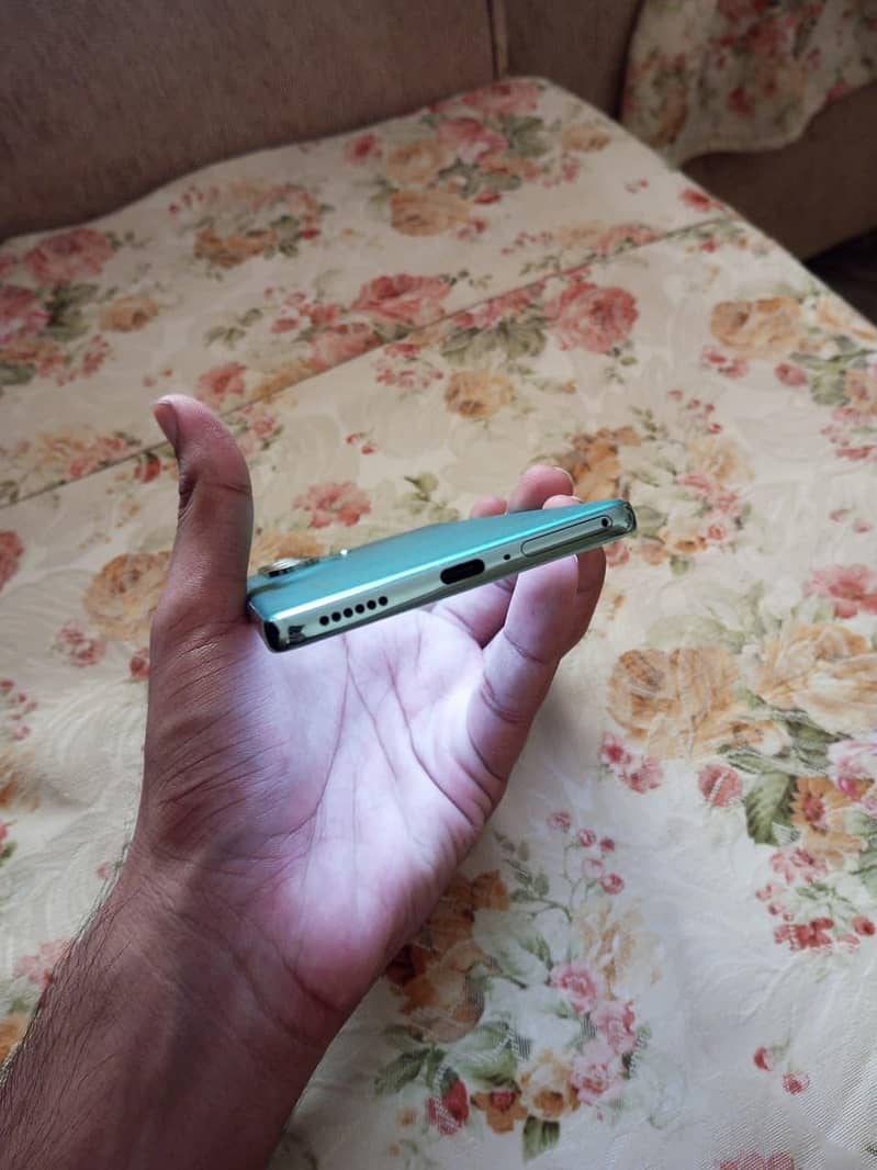 Tecno CAMON 40 2
