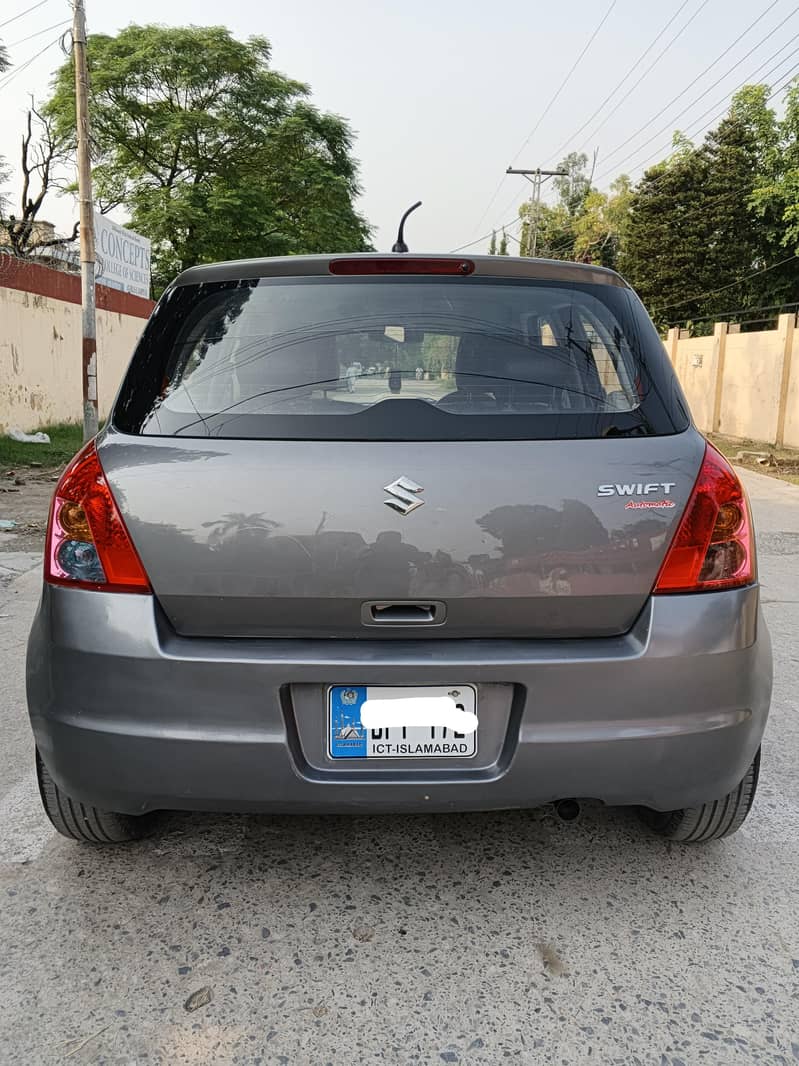 Suzuki Swift 2011 Automatic 1