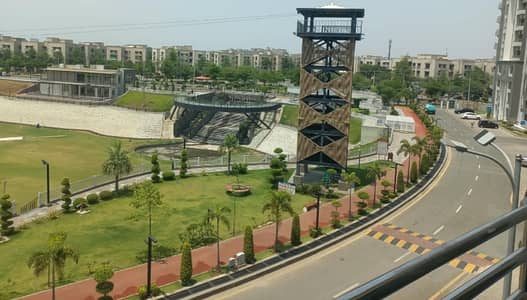 10 marla apartment available for Rent