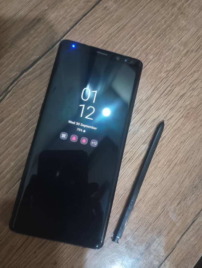 Samsung Mobile Note 8 1