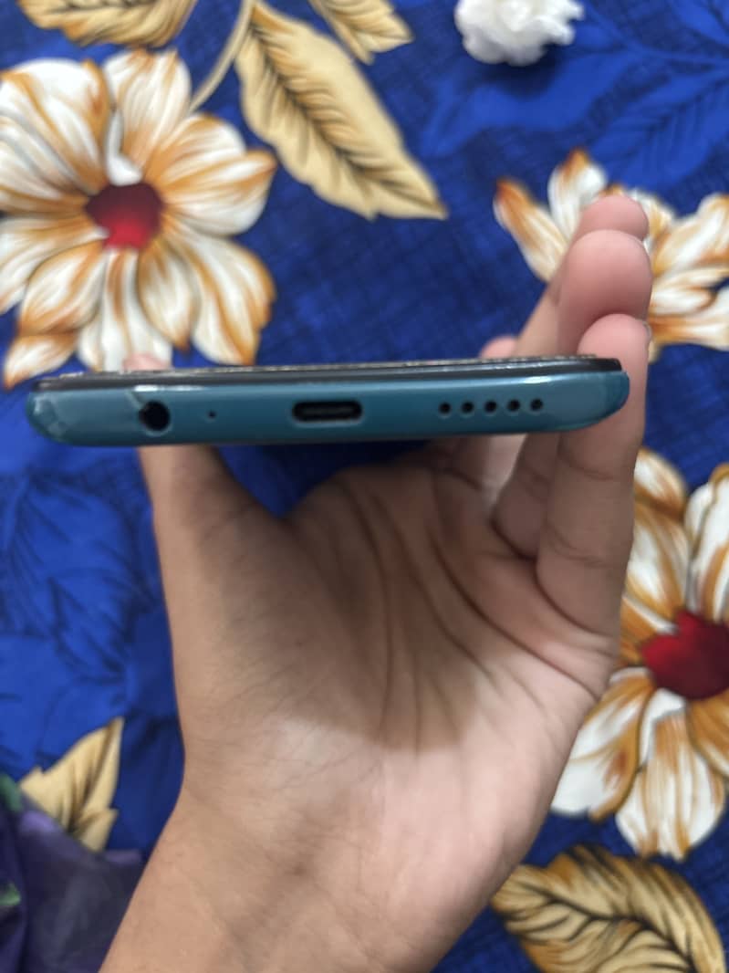 Xiaomi Redmi Note 9 5