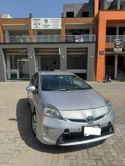 TOYOTA PRIUS S LED 2013