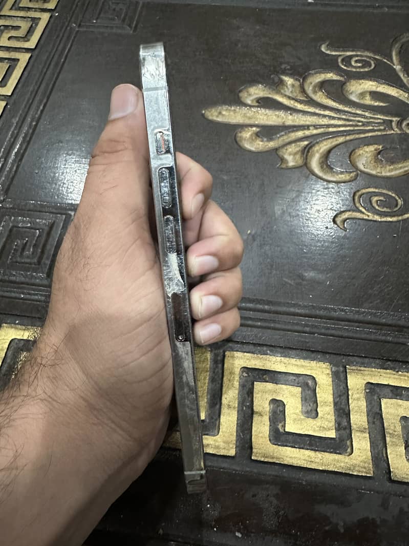 Apple iPhone 14 Pro Max 2