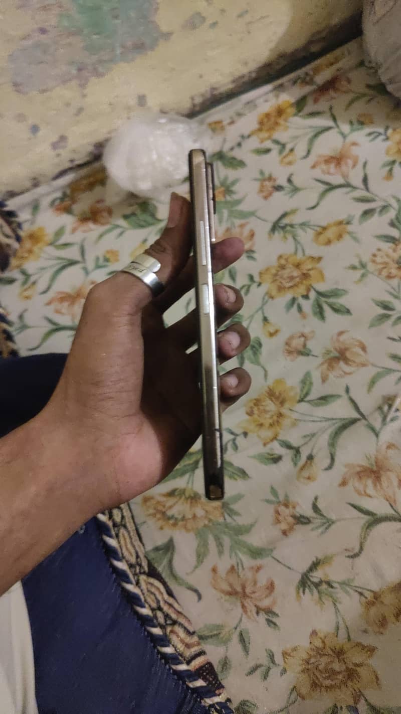 Infinix Zero X Pro 3
