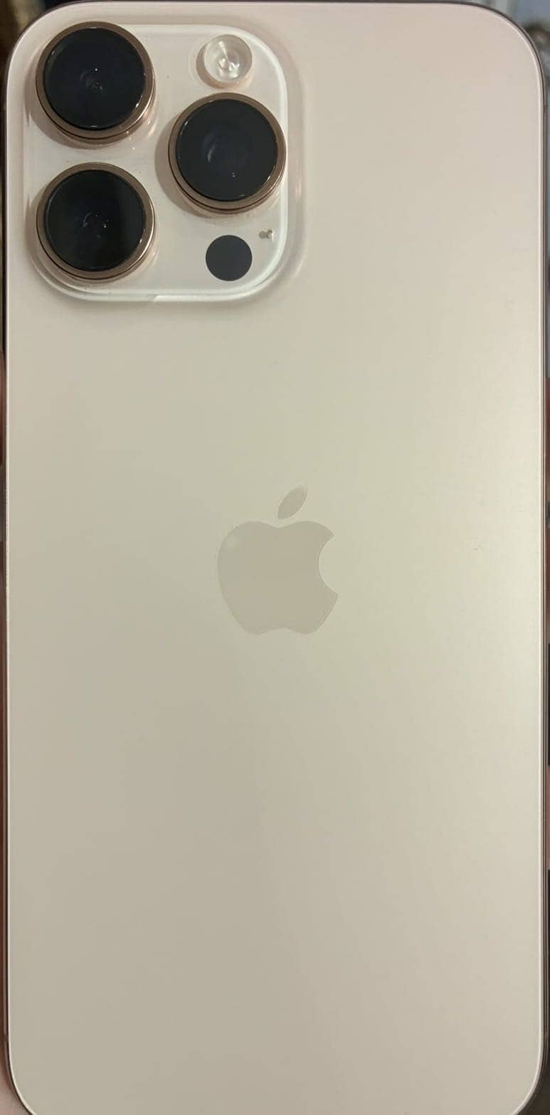 Apple iPhone 16 Pro Max 0