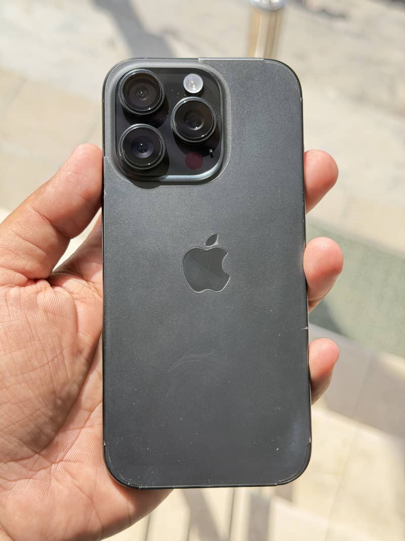 Apple iPhone 16 Pro 5