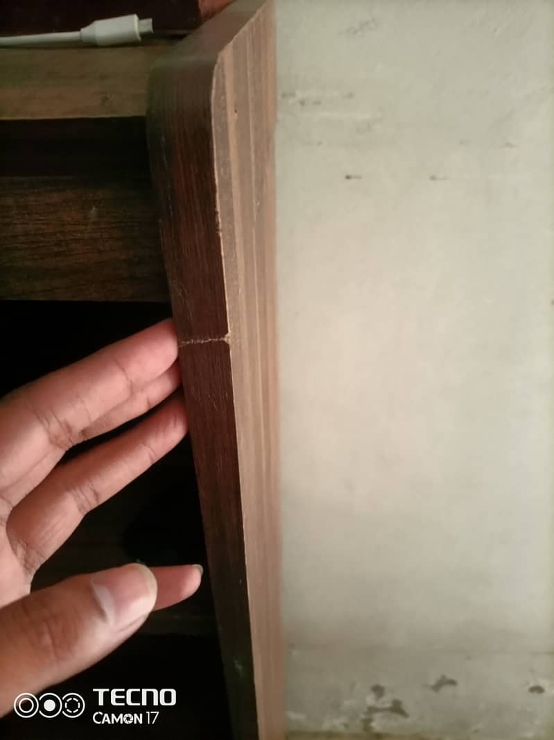 Cabinet 2