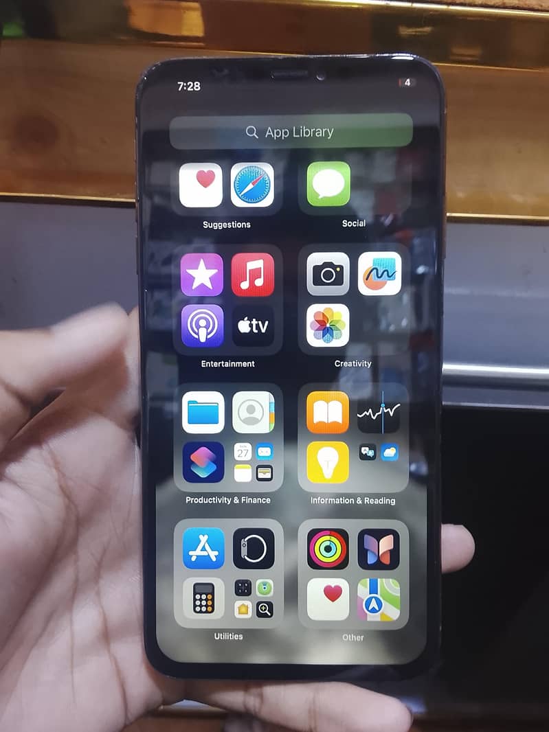 Apple iPhone XS Max 2