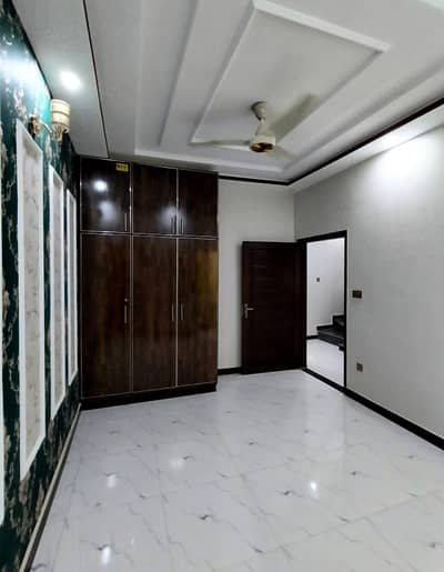 Bachelors portions available for rent pak Arab society