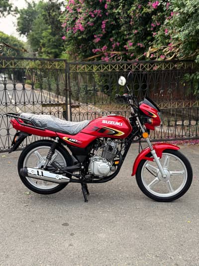 Suzuki GD 110 S 2024 model totally new bike 9500 km