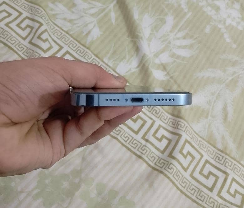 Apple iPhone 13 Pro Max 5