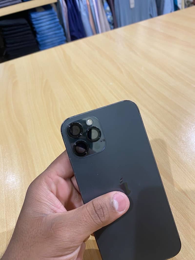 Apple iPhone 12 Pro Max 3
