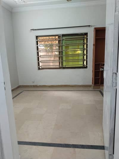 Ground Portion Available For Rent In G 11