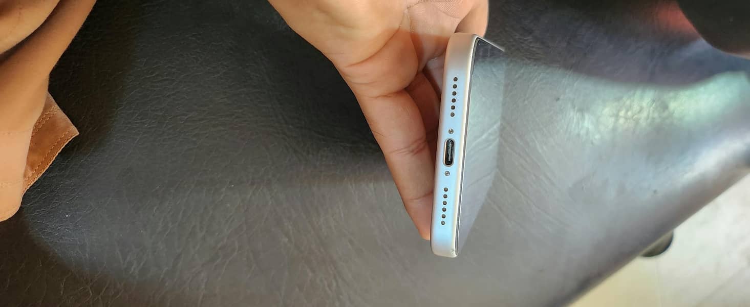 Apple iPhone 17 Pro Max 3