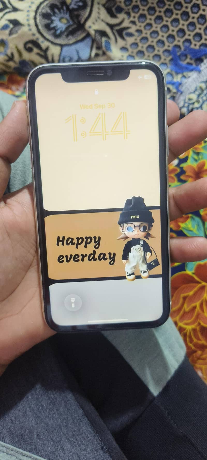 Apple iPhone 11 3