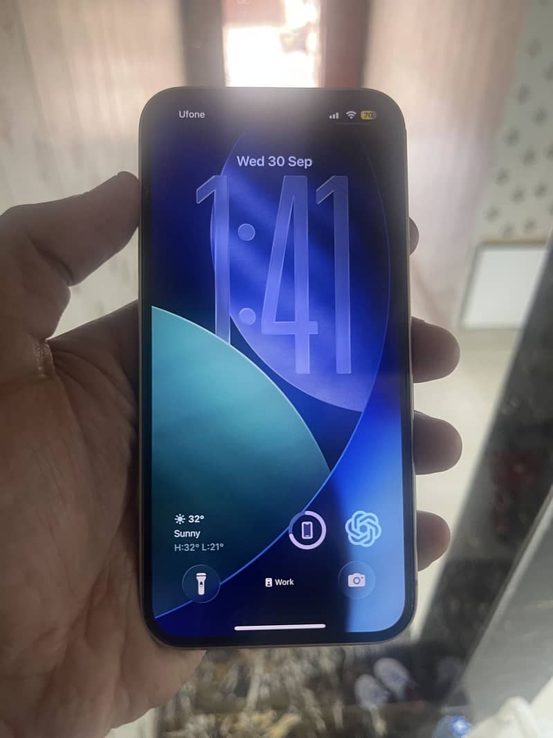 Apple iPhone 13 1